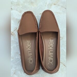 Calvin Klein Woman's Leather Loafers Comfy Shoes Sz 8
